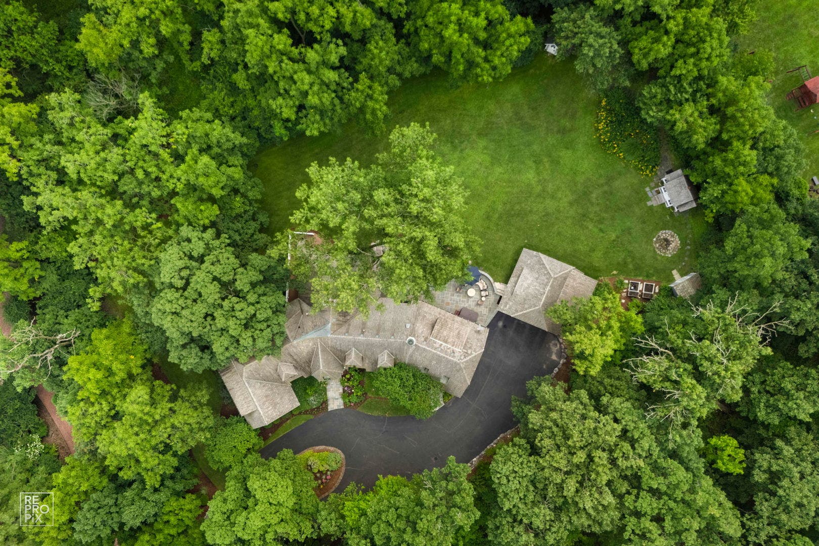 3404 ADAMS Road, Oak Brook, IL 60523
