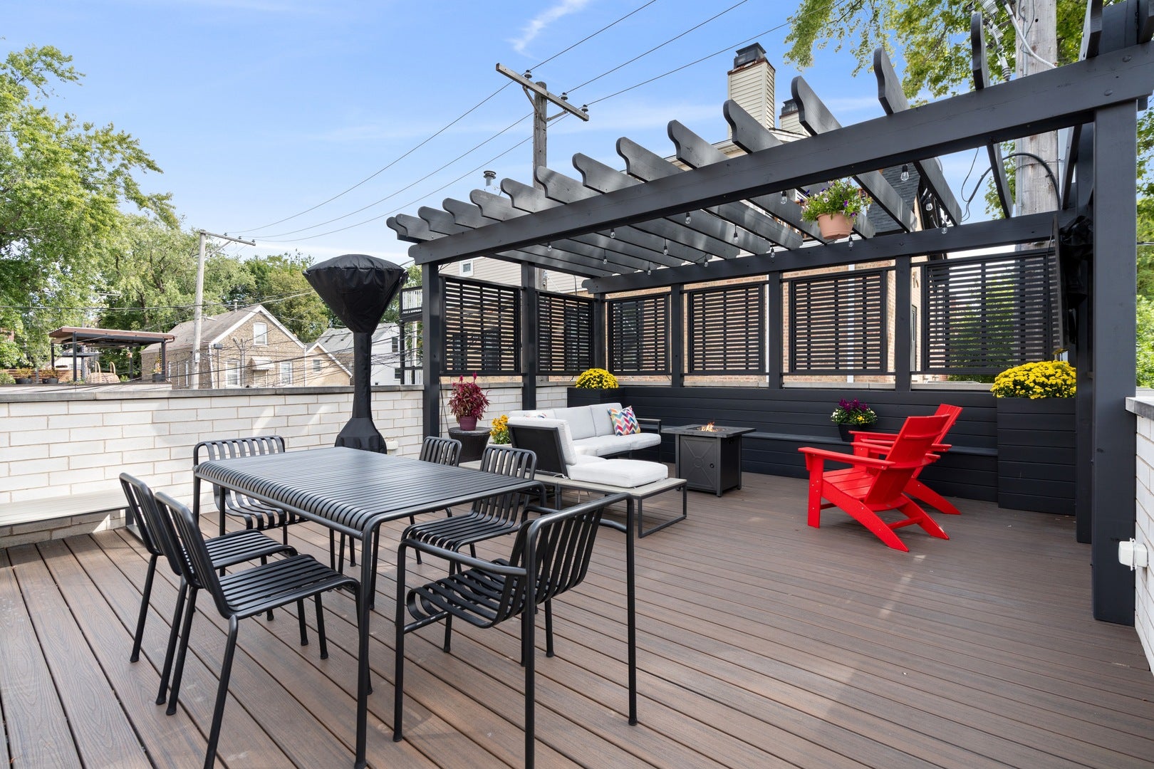2057 N Oakley Avenue, Chicago, IL 60647 2057 N Oakley Avenue, Chicago, IL 60647