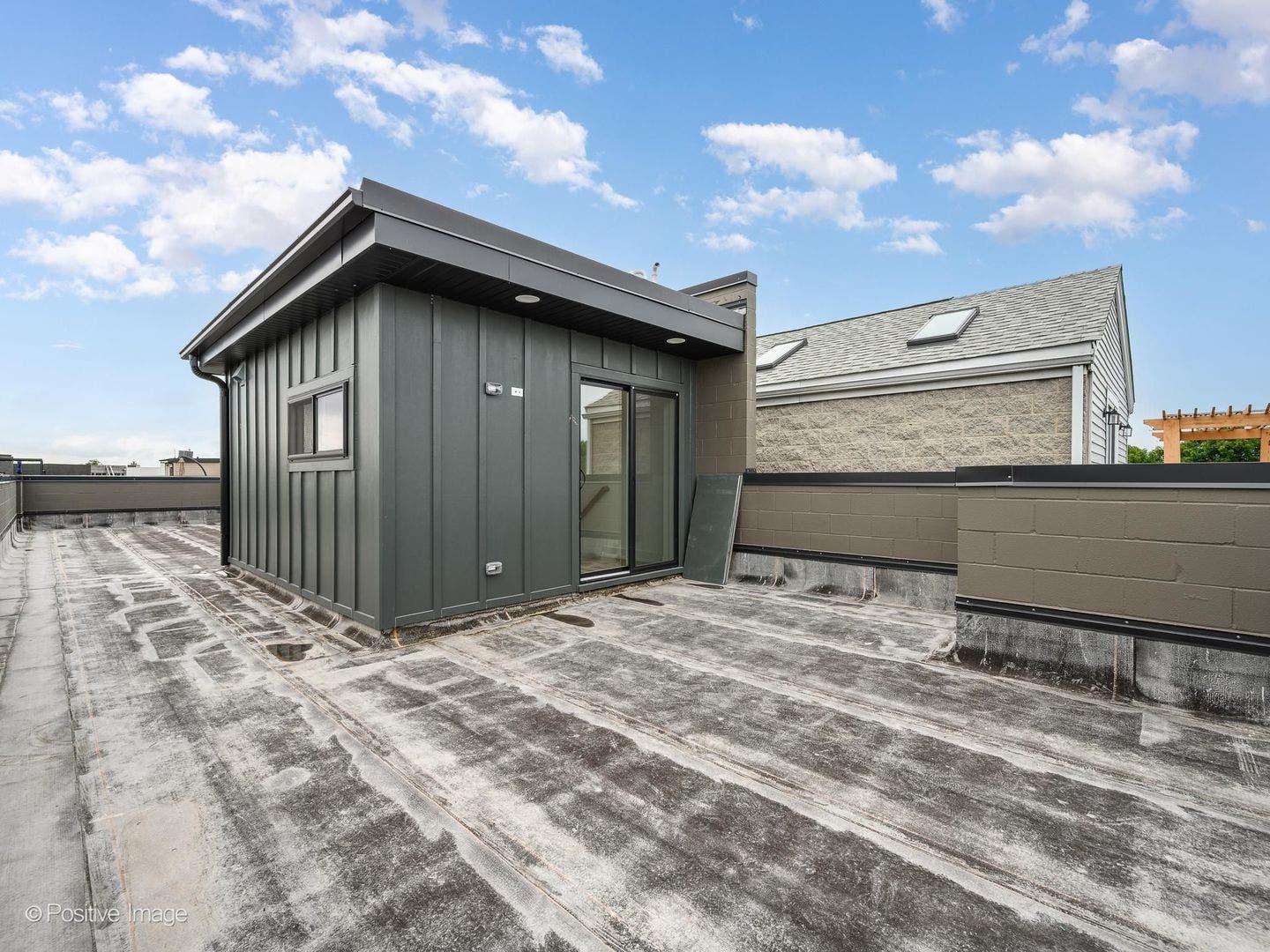 2847 N Damen Avenue, #3, Chicago, IL 60618