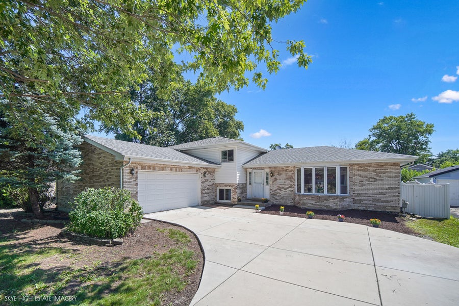 Property photo for 16803 92nd Avenue, Orland Hills, IL