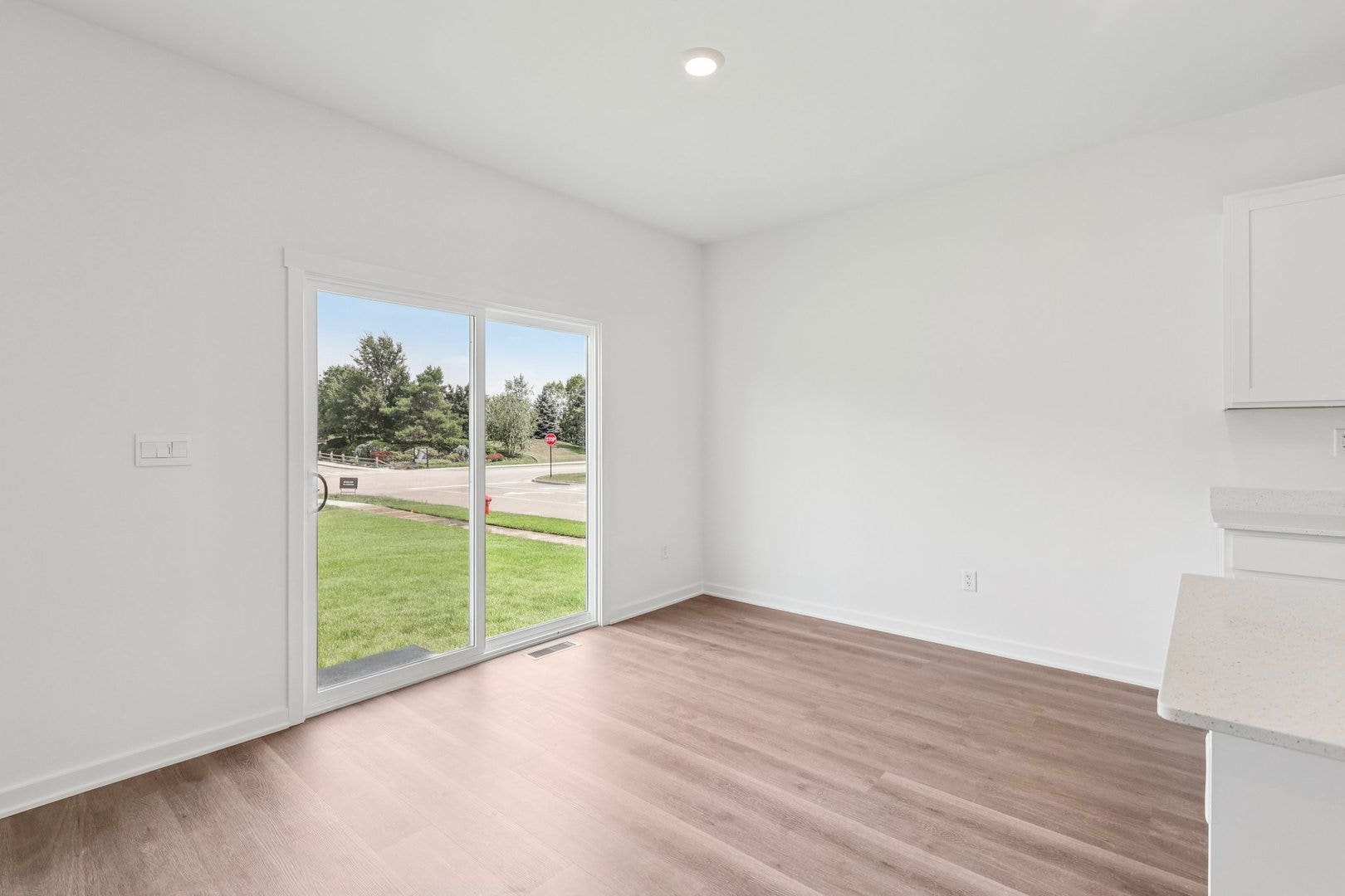 2829 Savana Drive, Joliet, IL 60435 2829 Savana Drive, Joliet, IL 60435
