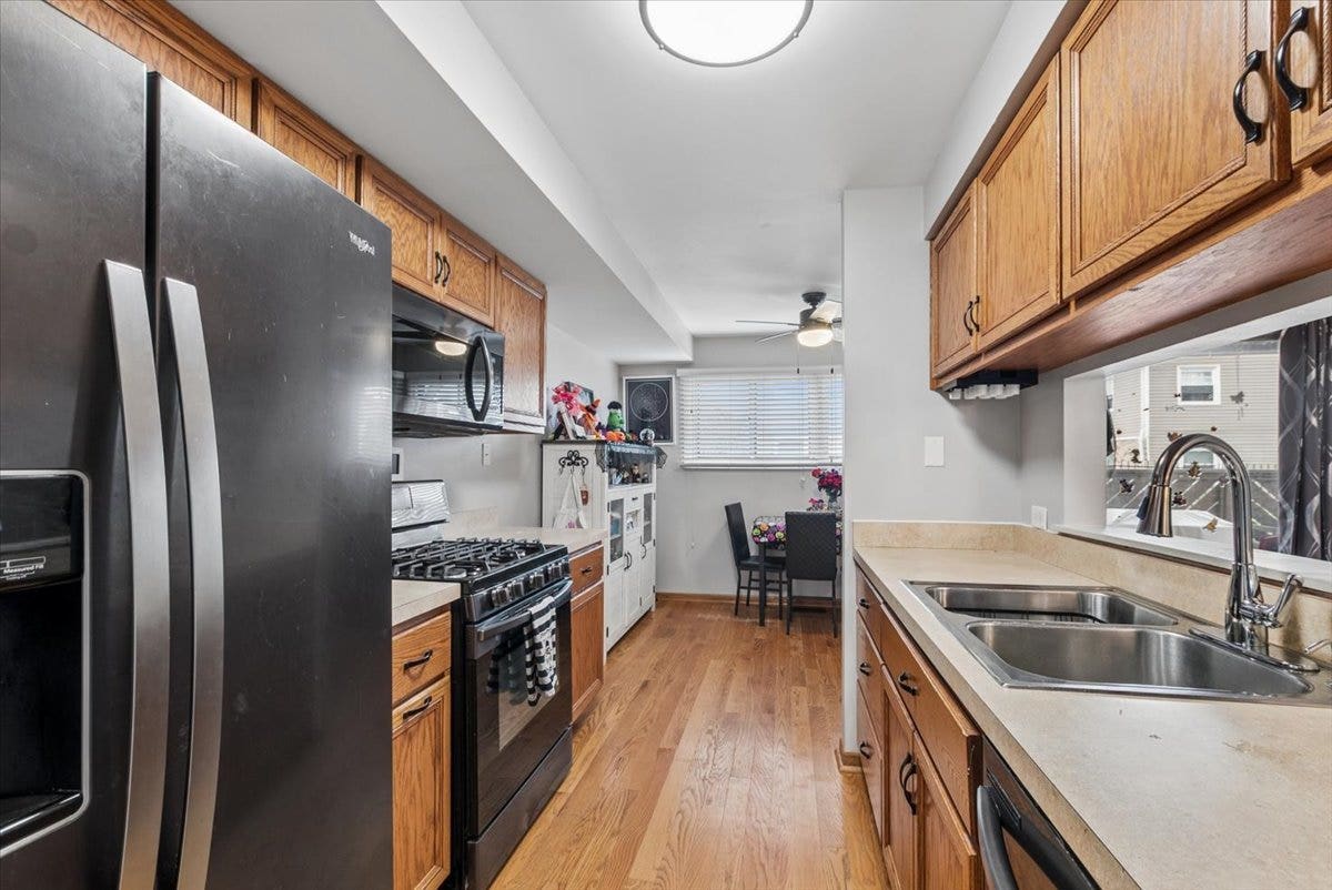 7932 164th Court, #251, Tinley Park, IL 60477