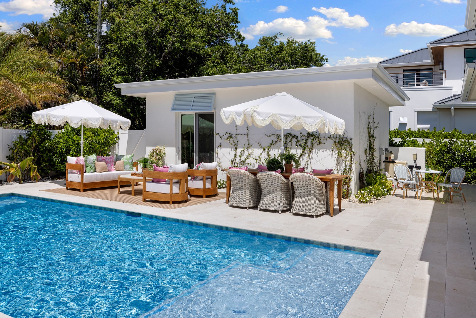 757 Broad Court S, Naples, FL 34102 757 Broad Court S, Naples, FL 34102