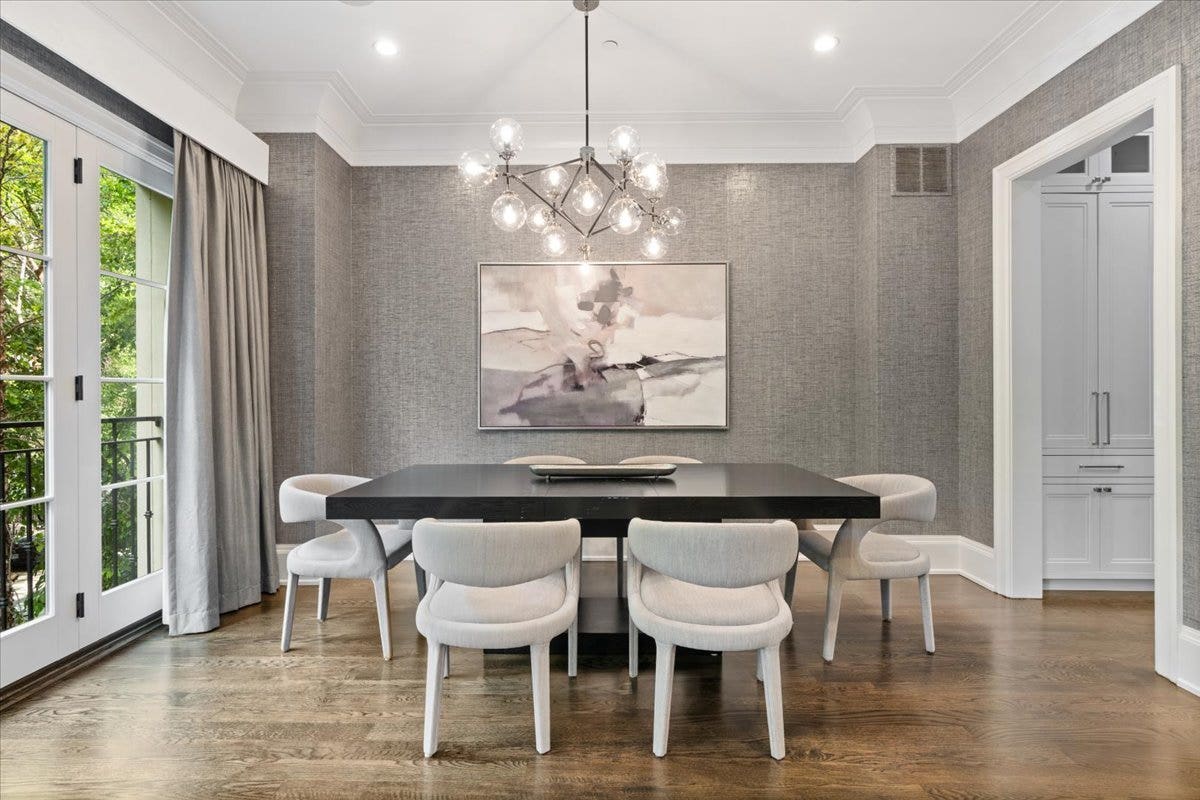 451 W Deming Place, Chicago, IL 60614