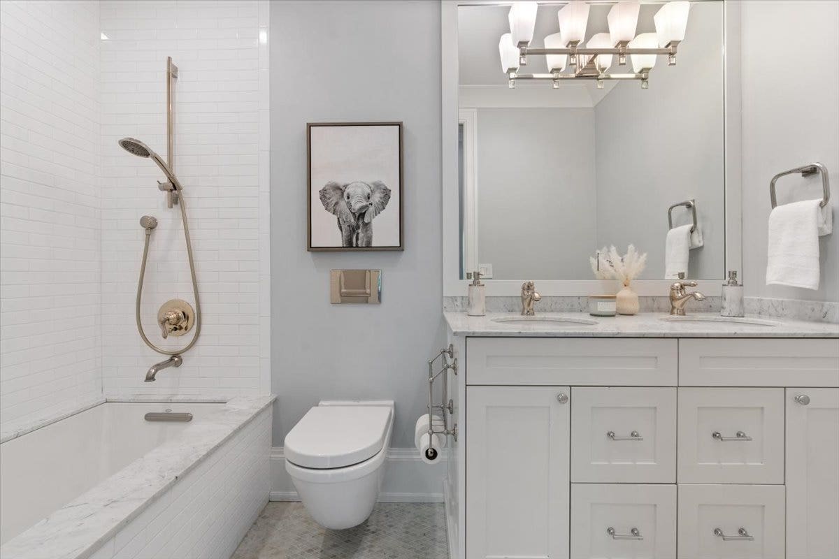 451 W Deming Place, Chicago, IL 60614
