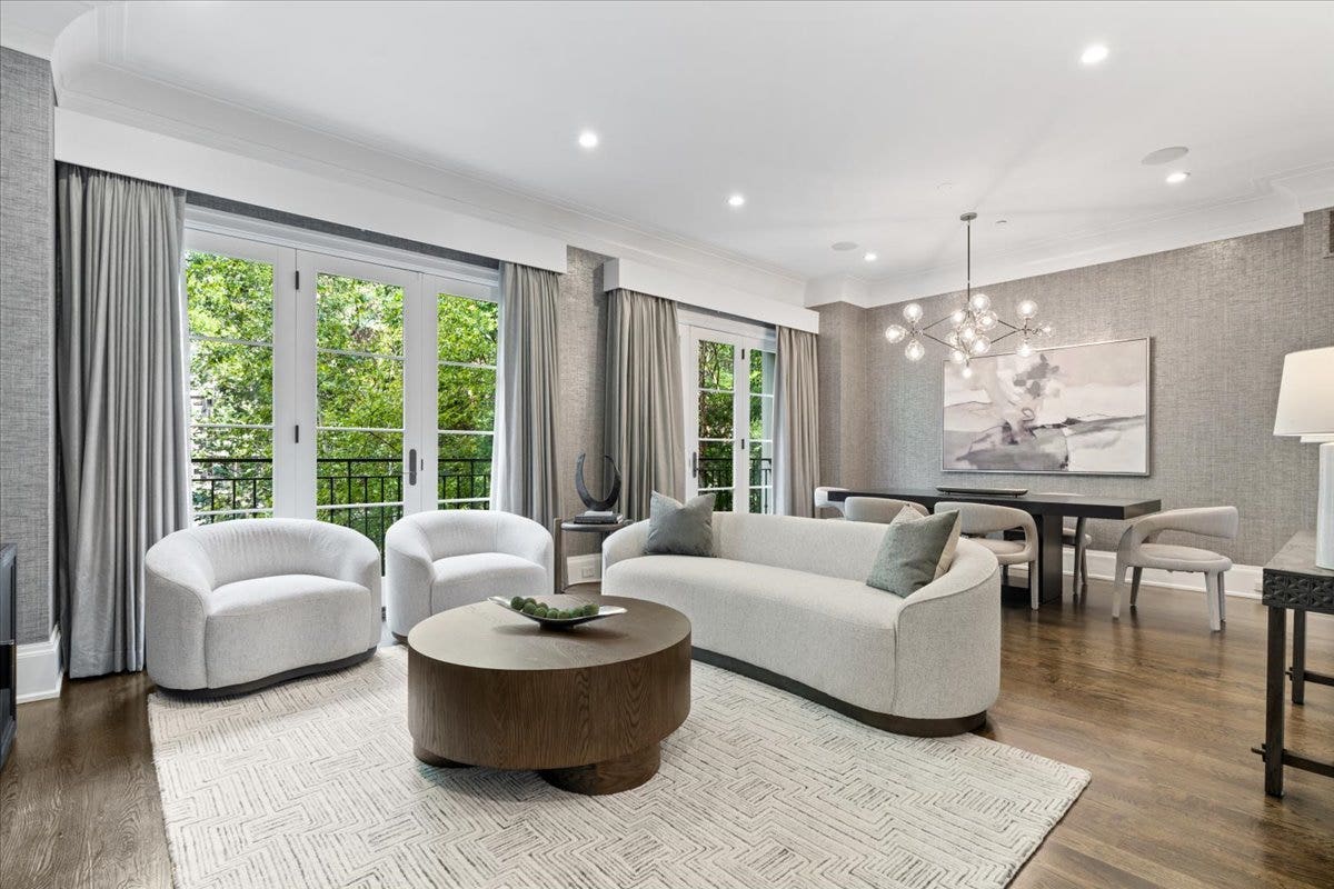 451 W Deming Place, Chicago, IL 60614