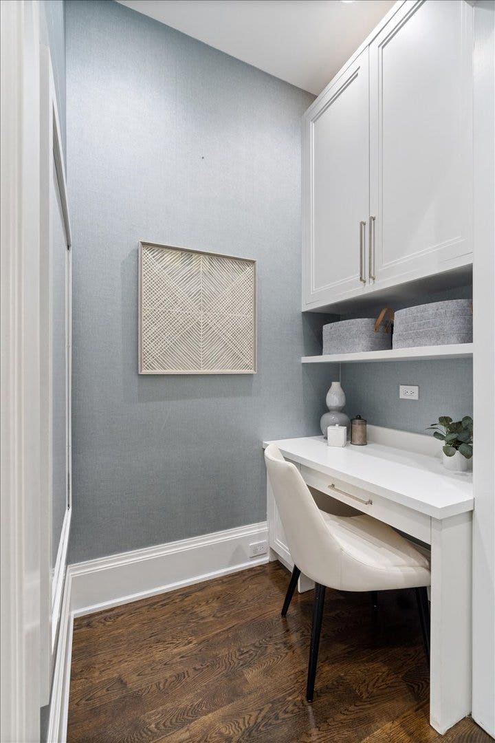 451 W Deming Place, Chicago, IL 60614
