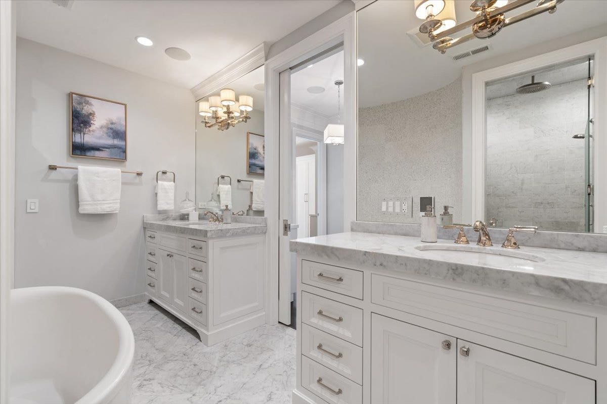 451 W Deming Place, Chicago, IL 60614
