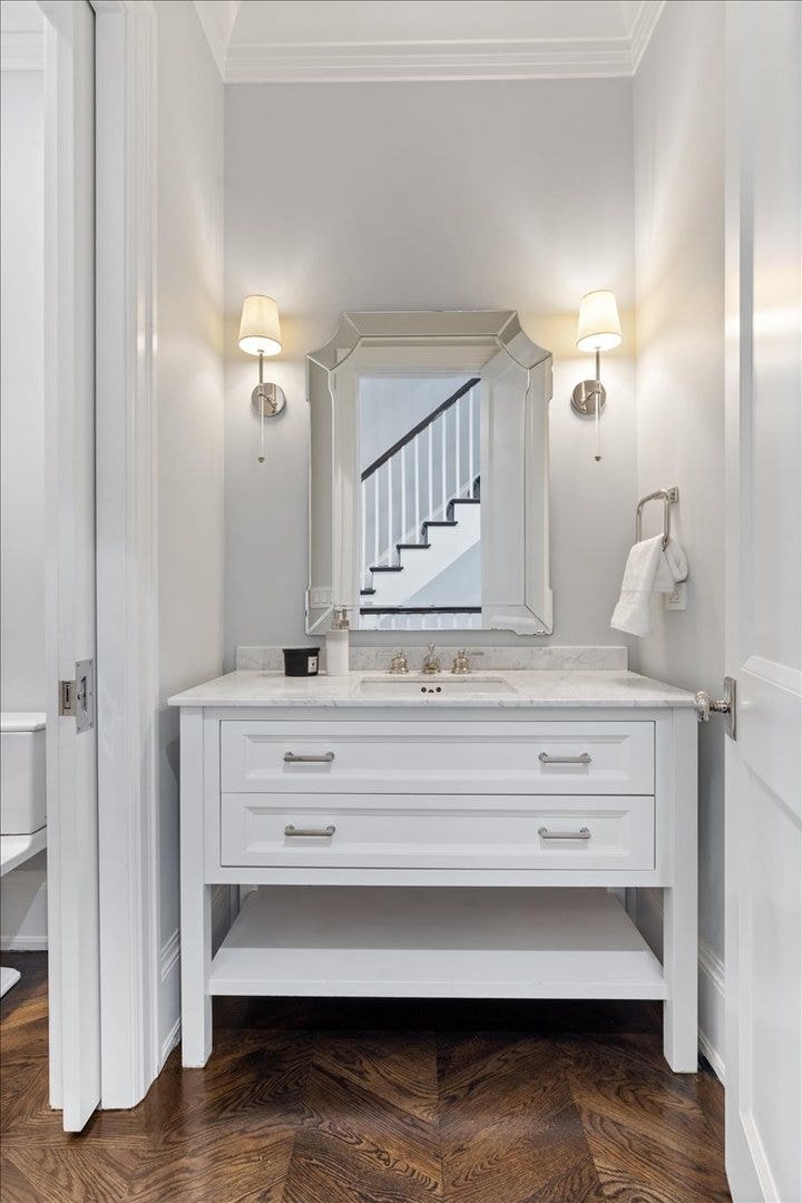 451 W Deming Place, Chicago, IL 60614