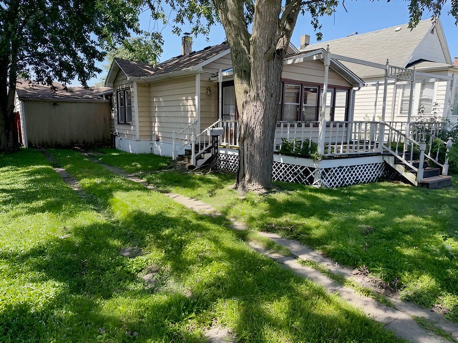 Property photo for 492 Freeland Avenue, Calumet City, IL