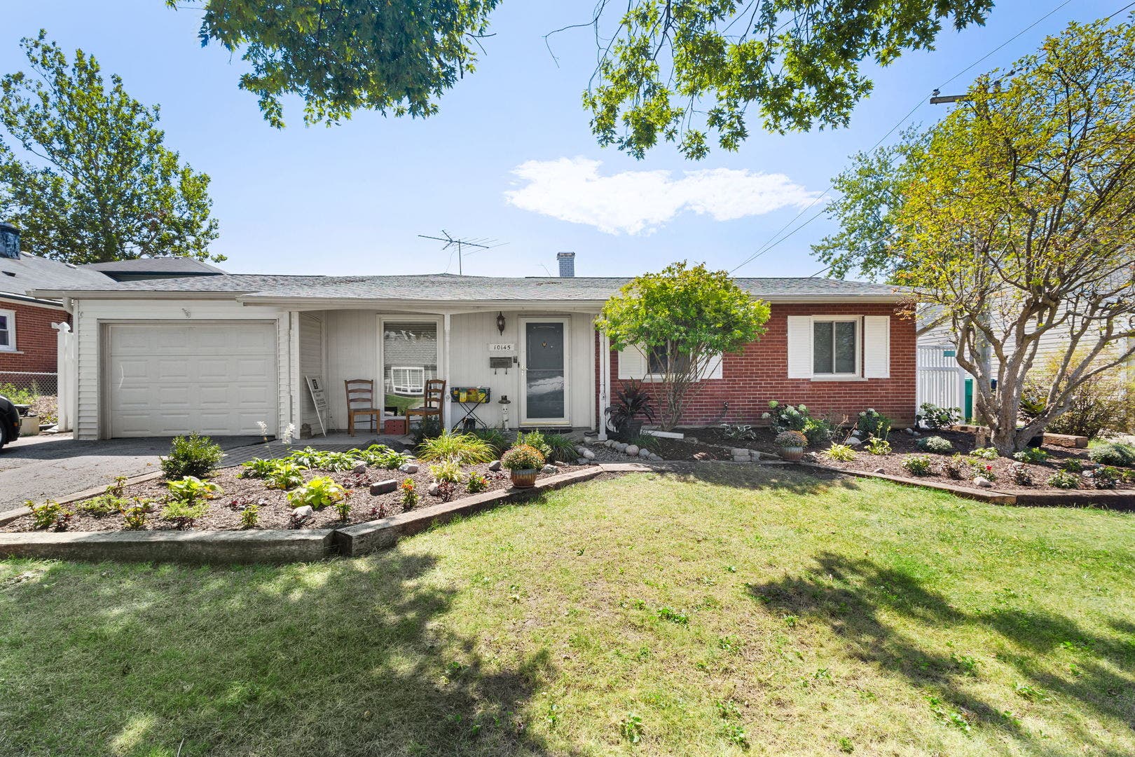 10145 Hyacinth Drive, Orland Park, IL 60462 10145 Hyacinth Drive, Orland Park, IL 60462