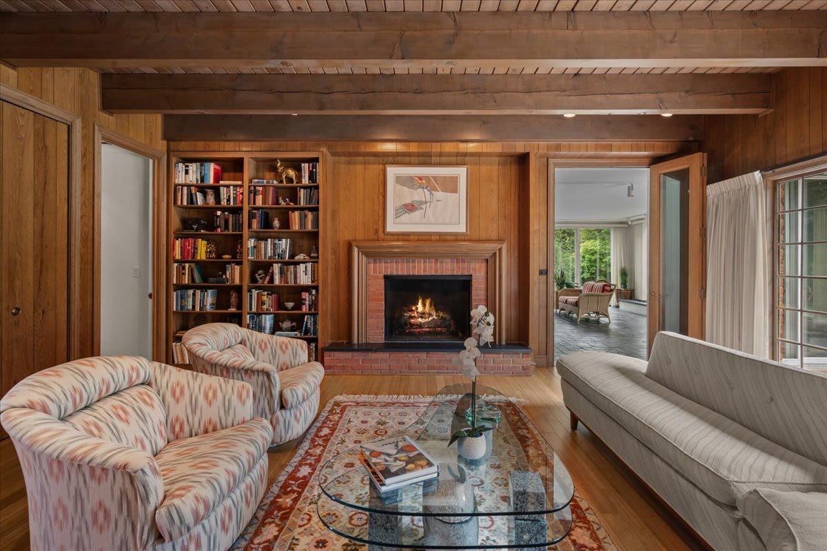 64 Locust Road, Winnetka, IL 60093 64 Locust Road, Winnetka, IL 60093