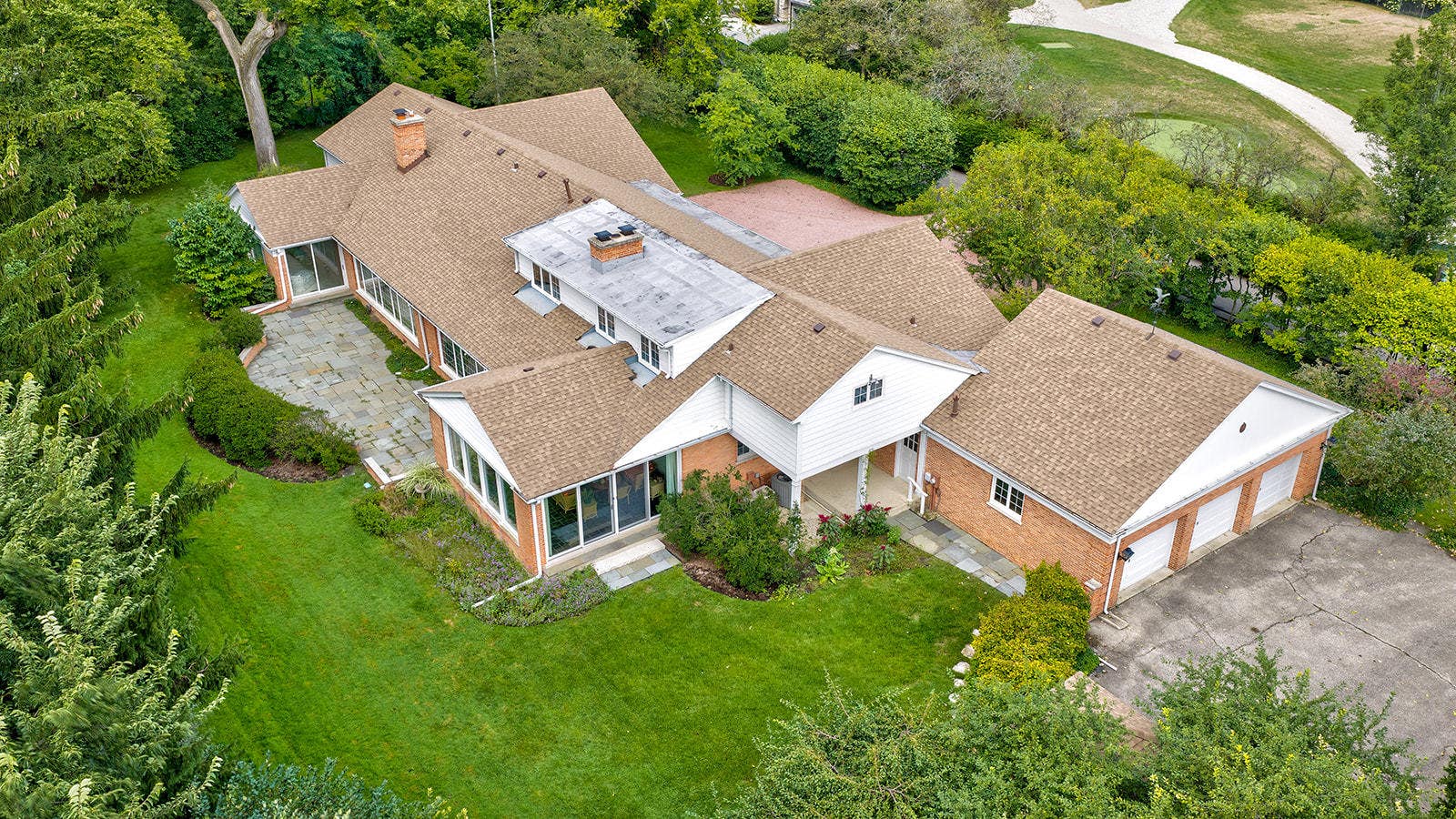 64 Locust Road, Winnetka, IL 60093 64 Locust Road, Winnetka, IL 60093