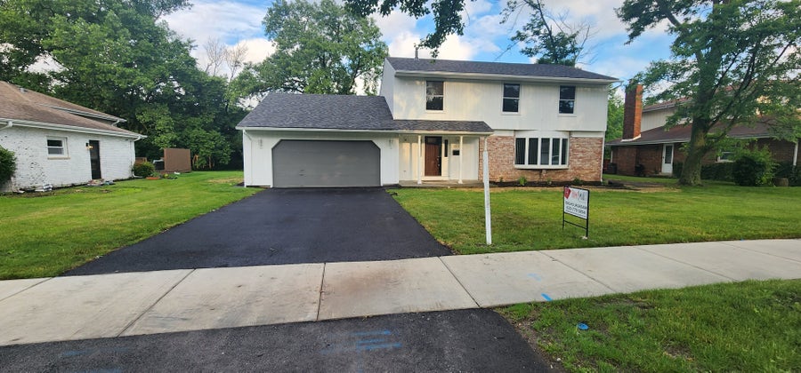 Property photo for 1421 Lawrence Crescent, Flossmoor, IL