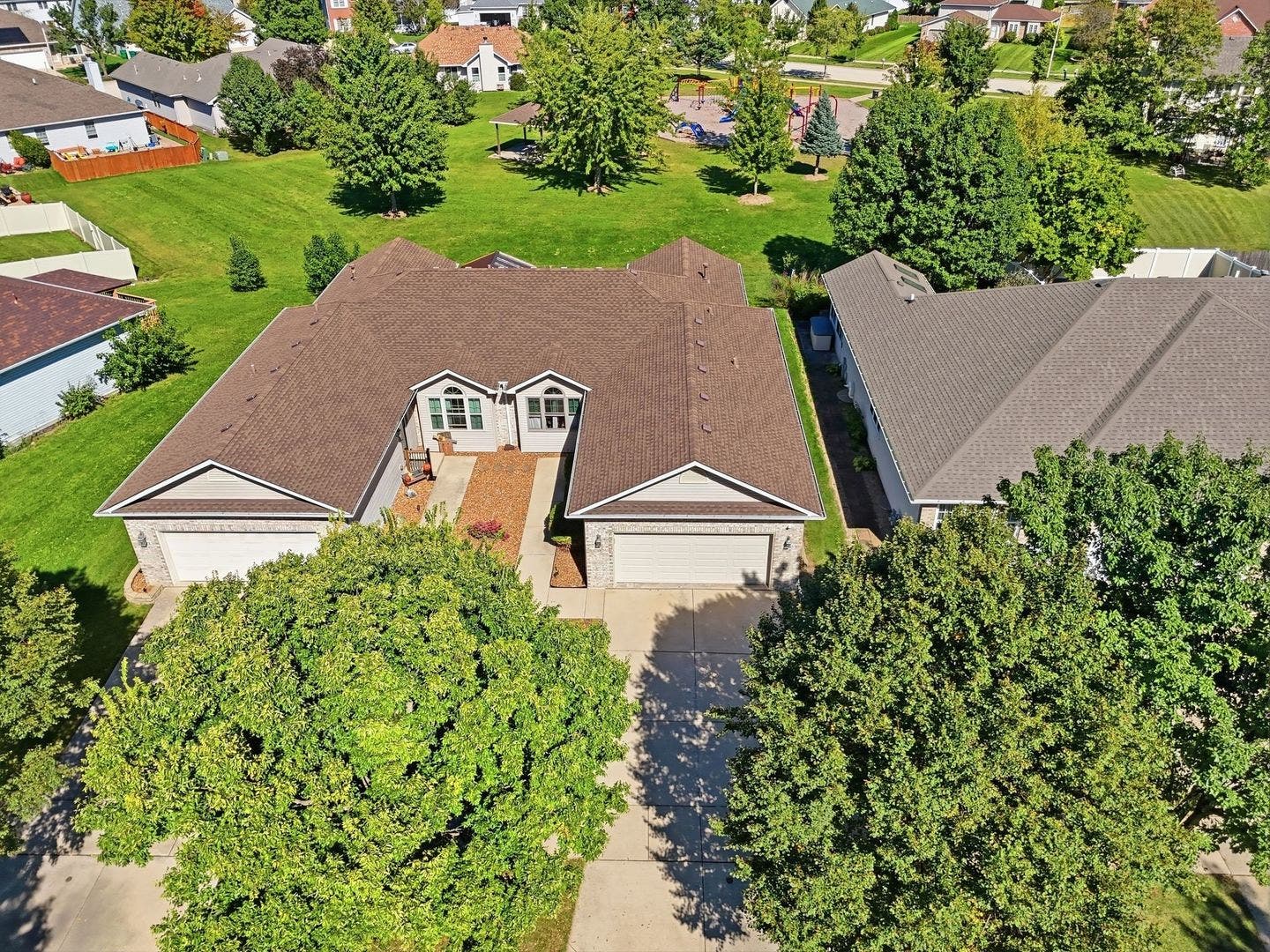 1419 Coral Bell Drive, Joliet, IL 60435