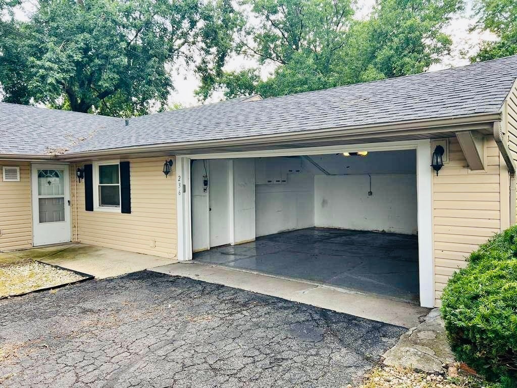 236 Vernon Drive, Bolingbrook, IL 60440 236 Vernon Drive, Bolingbrook, IL 60440