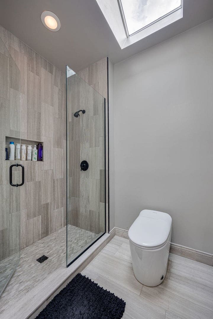 2901 Glenbriar Drive, St. Charles, IL 60174 2901 Glenbriar Drive, St. Charles, IL 60174