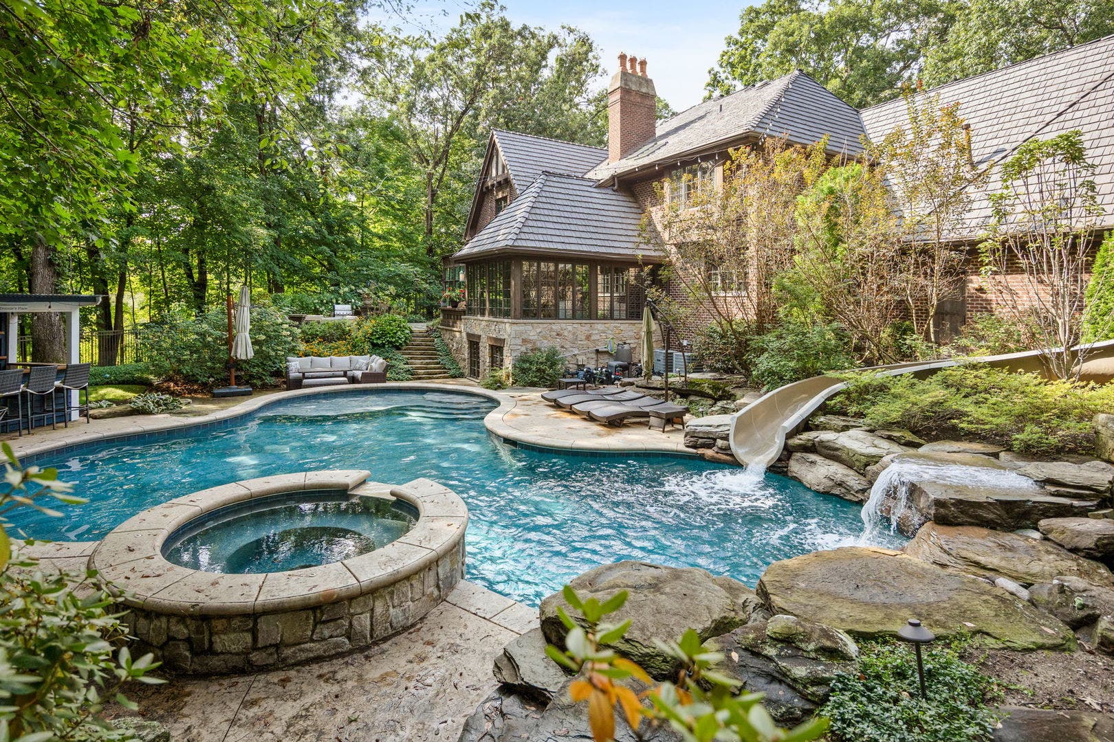 2901 Glenbriar Drive, St. Charles, IL 60174 2901 Glenbriar Drive, St. Charles, IL 60174