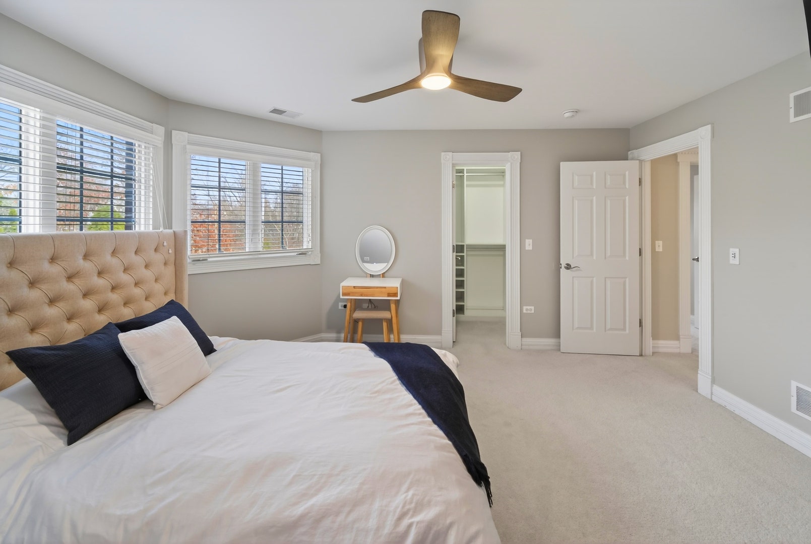70 Forest Avenue, Naperville, IL 60540 70 Forest Avenue, Naperville, IL 60540