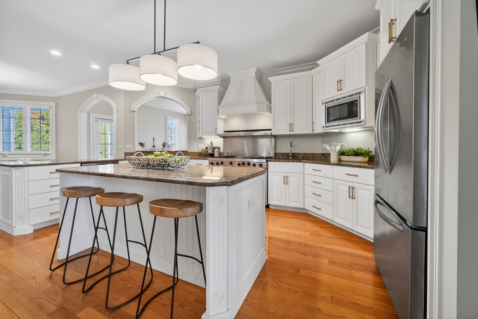 70 Forest Avenue, Naperville, IL 60540 70 Forest Avenue, Naperville, IL 60540