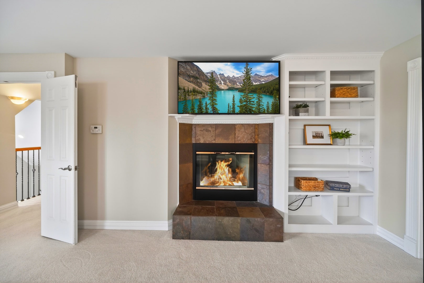 70 Forest Avenue, Naperville, IL 60540 70 Forest Avenue, Naperville, IL 60540
