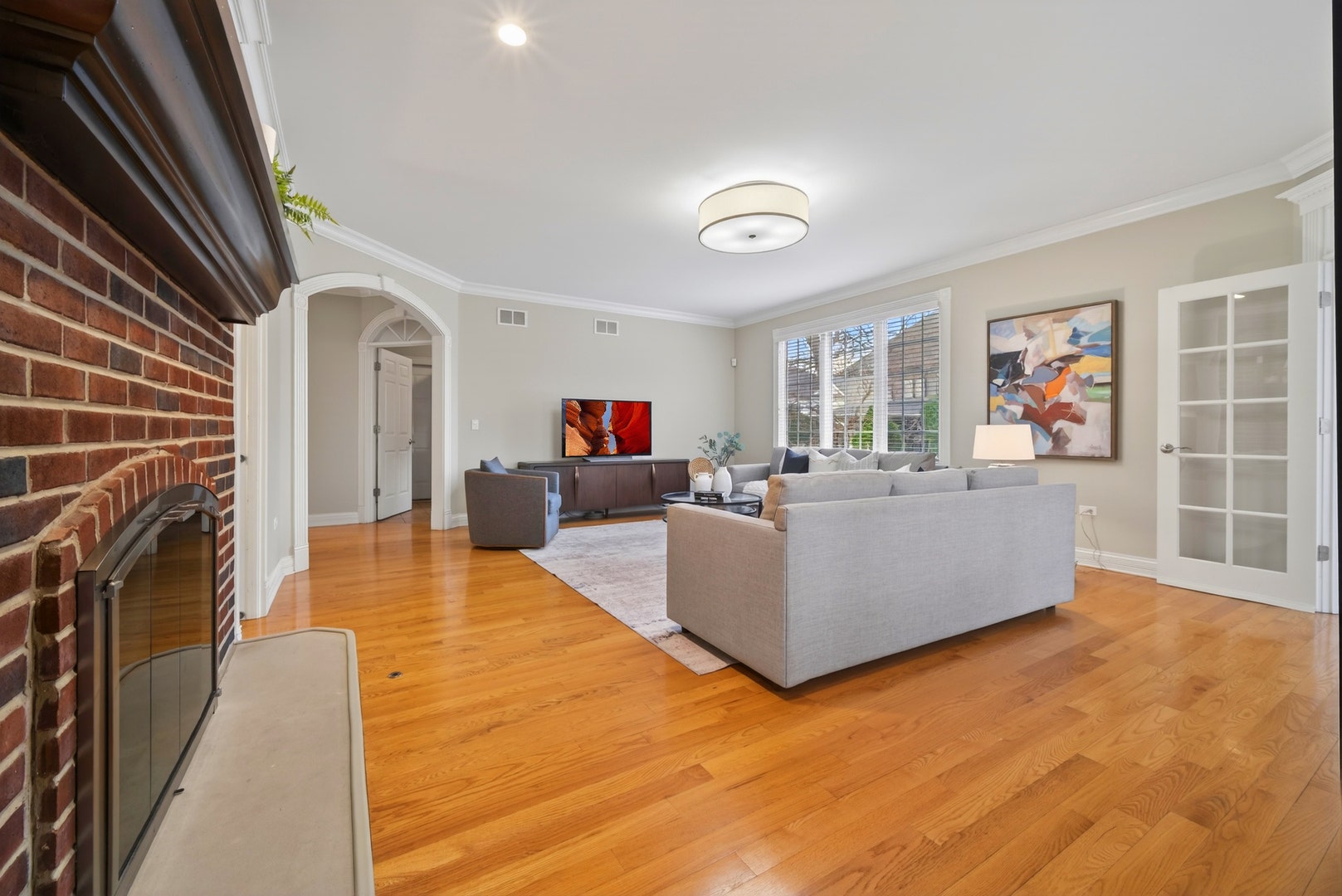 70 Forest Avenue, Naperville, IL 60540 70 Forest Avenue, Naperville, IL 60540