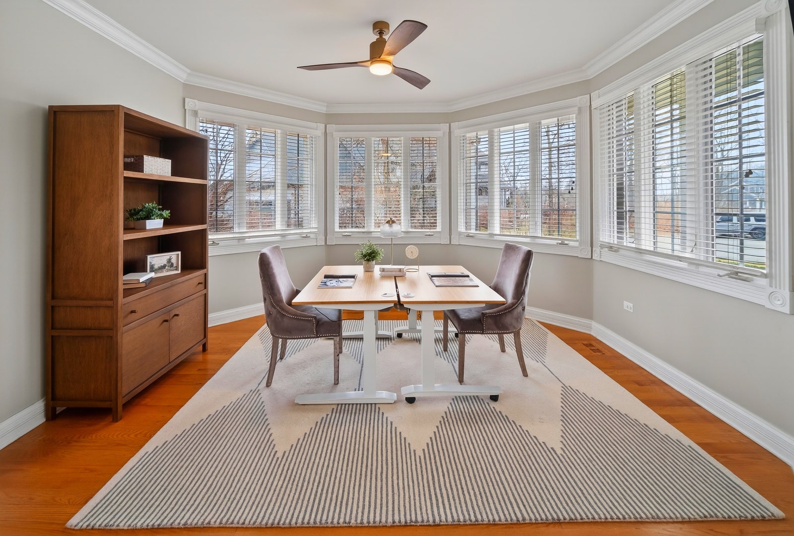 70 Forest Avenue, Naperville, IL 60540 70 Forest Avenue, Naperville, IL 60540