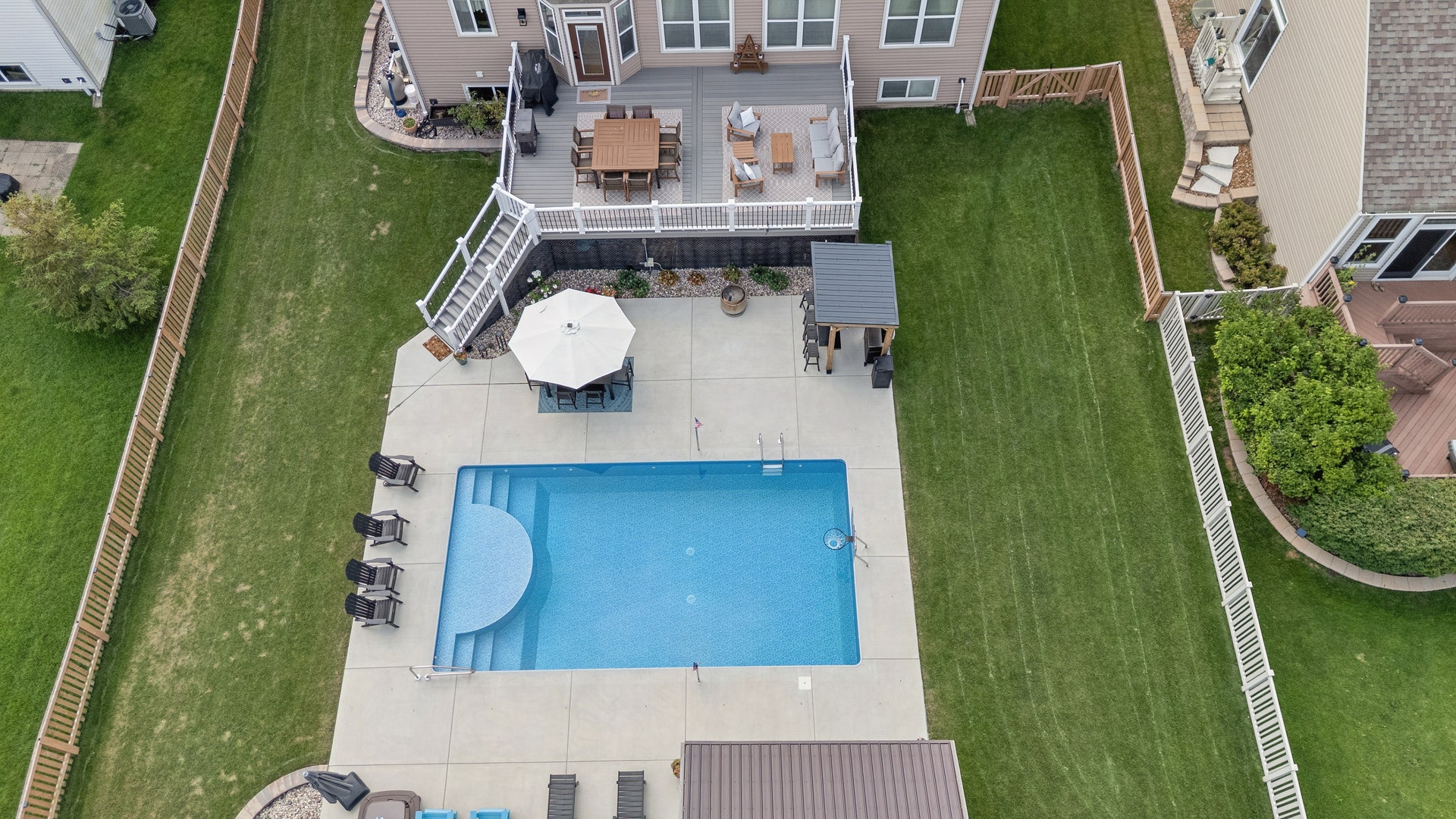711 Jorstad Drive, North Aurora, IL 60542 Fully Fenced backyard with safety gate from upper