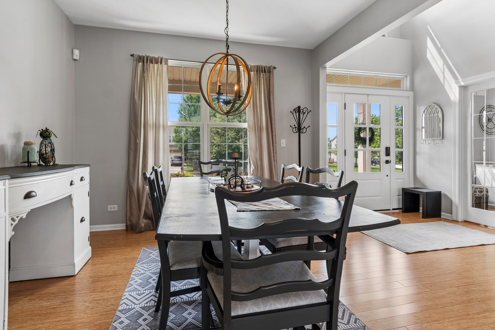 711 Jorstad Drive, North Aurora, IL 60542 Light and bright and conveniently located from kit