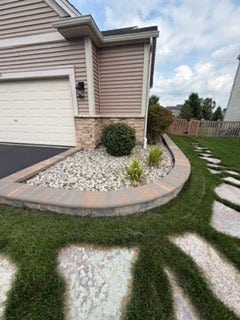 711 Jorstad Drive, North Aurora, IL 60542 Professionally Landscaped Front to Back!
