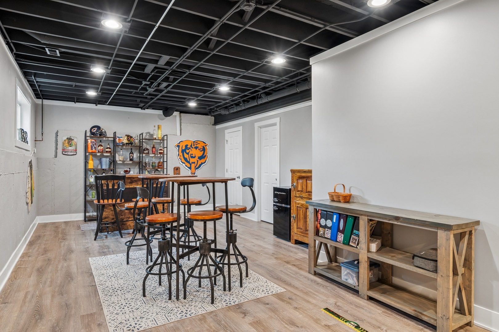 711 Jorstad Drive, North Aurora, IL 60542 Stylish and fun bar area...furniture can stay.