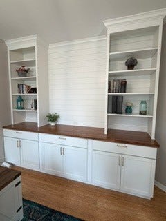 711 Jorstad Drive, North Aurora, IL 60542 Custom Cabinets, Shelves and Shiplap!