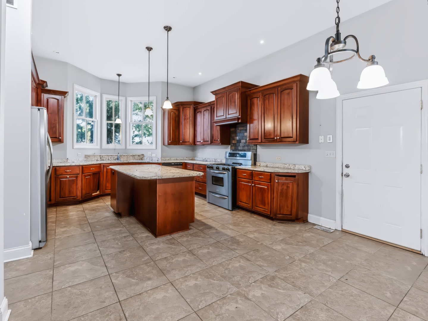 14420 2nd Avenue, Orland Park, IL 60462 14420 2nd Avenue, Orland Park, IL 60462