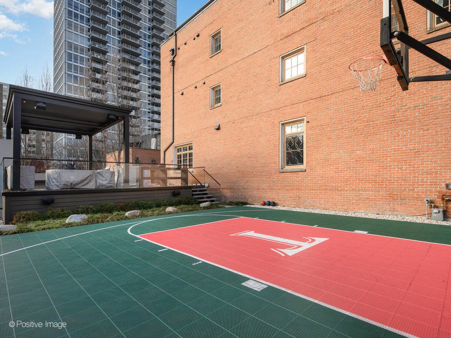 3024 N Lake Shore Drive, Chicago, IL 60657 3024 N Lake Shore Drive, Chicago, IL 60657