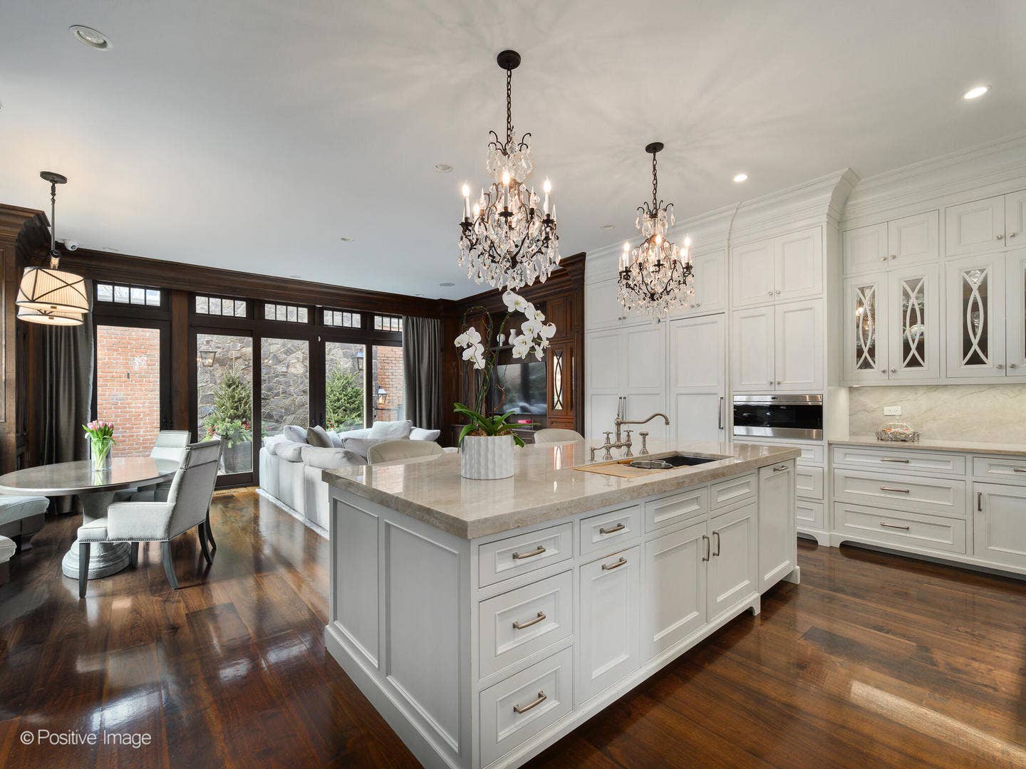 3024 N Lake Shore Drive, Chicago, IL 60657 3024 N Lake Shore Drive, Chicago, IL 60657