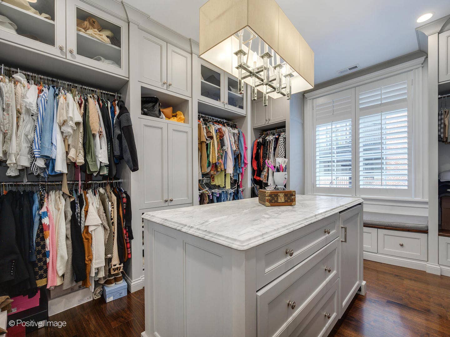 3024 N Lake Shore Drive, Chicago, IL 60657 3024 N Lake Shore Drive, Chicago, IL 60657