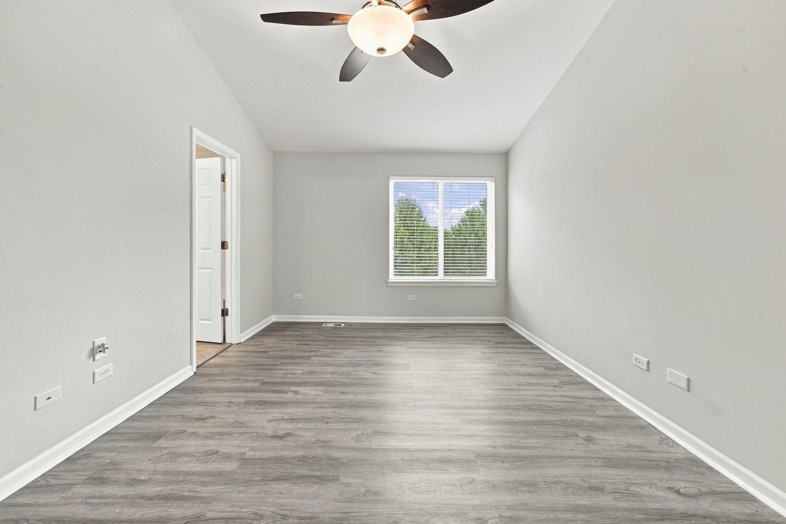 705 Silver Leaf Drive, Joliet, IL 60431 705 Silver Leaf Drive, Joliet, IL 60431