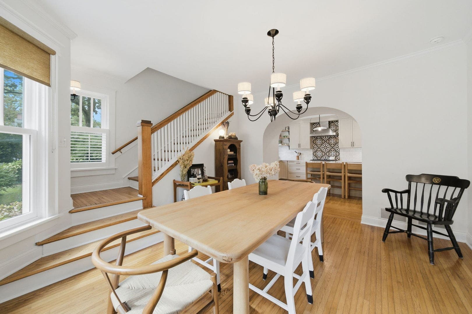 4712 Middaugh Avenue, Downers Grove, IL 60515 4712 Middaugh Avenue, Downers Grove, IL 60515