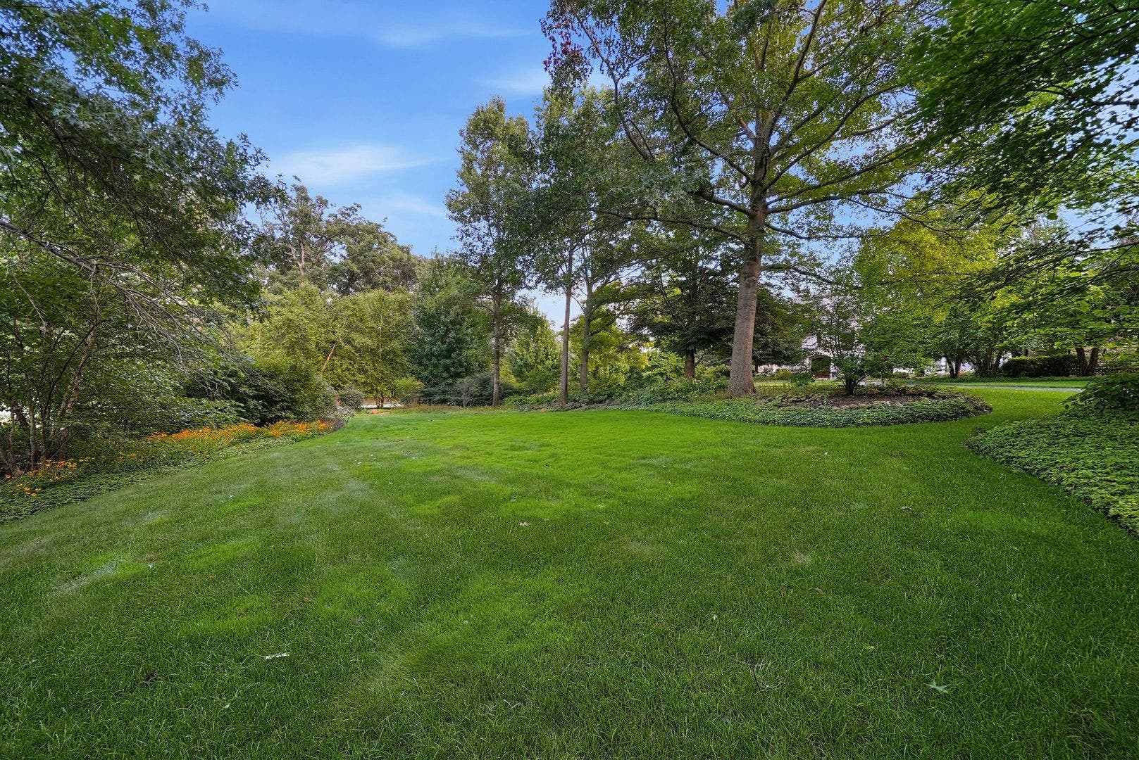 16 Riva Ridge, Lemont, IL 60439 16 Riva Ridge, Lemont, IL 60439