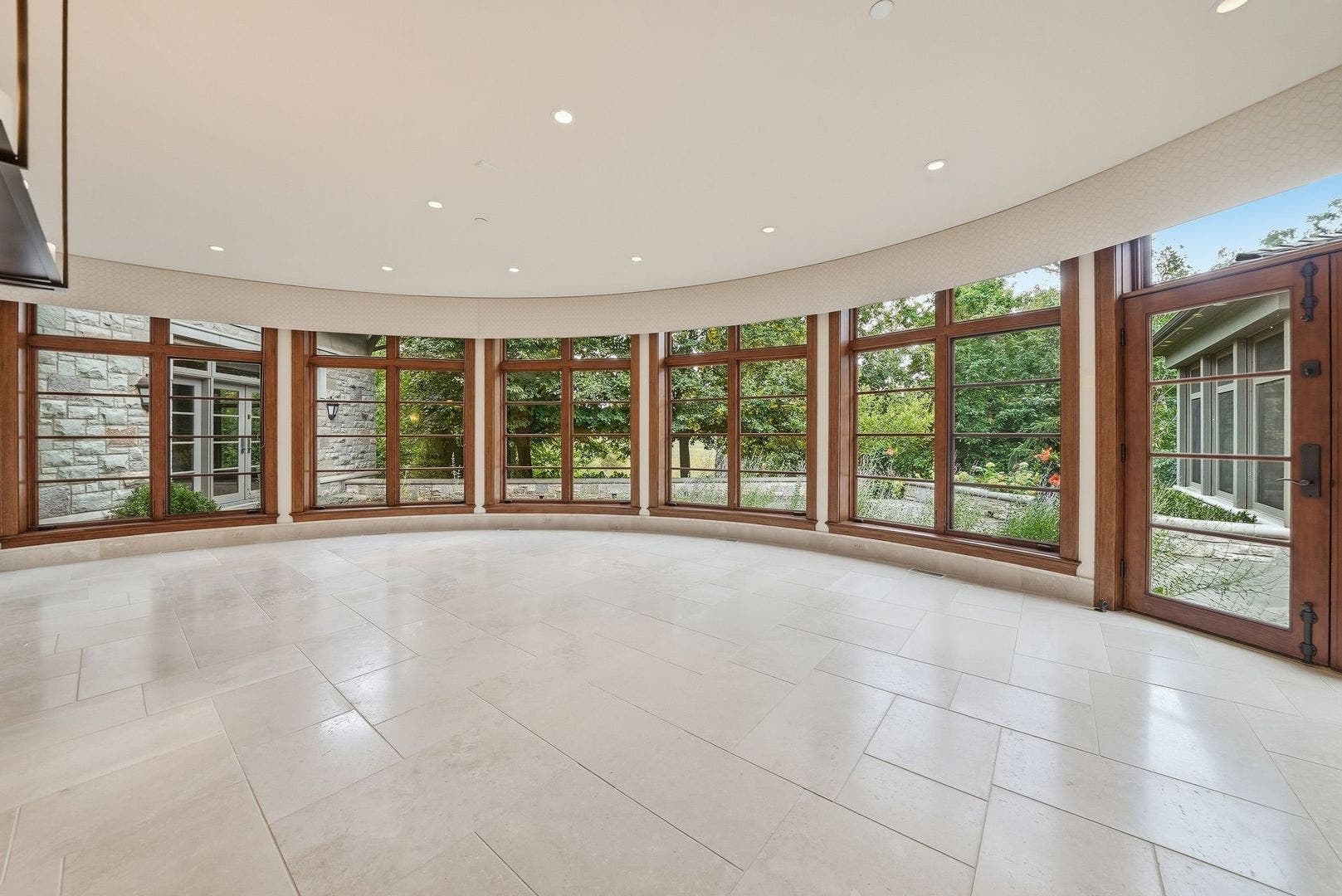 16 Riva Ridge, Lemont, IL 60439 16 Riva Ridge, Lemont, IL 60439