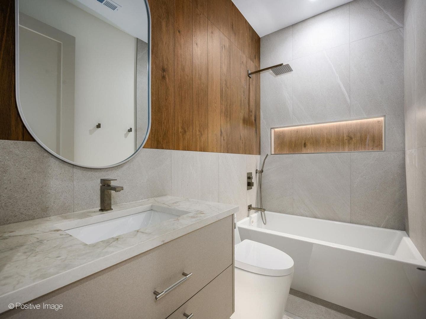 1951 W Dickens Avenue, #1, Chicago, IL 60614