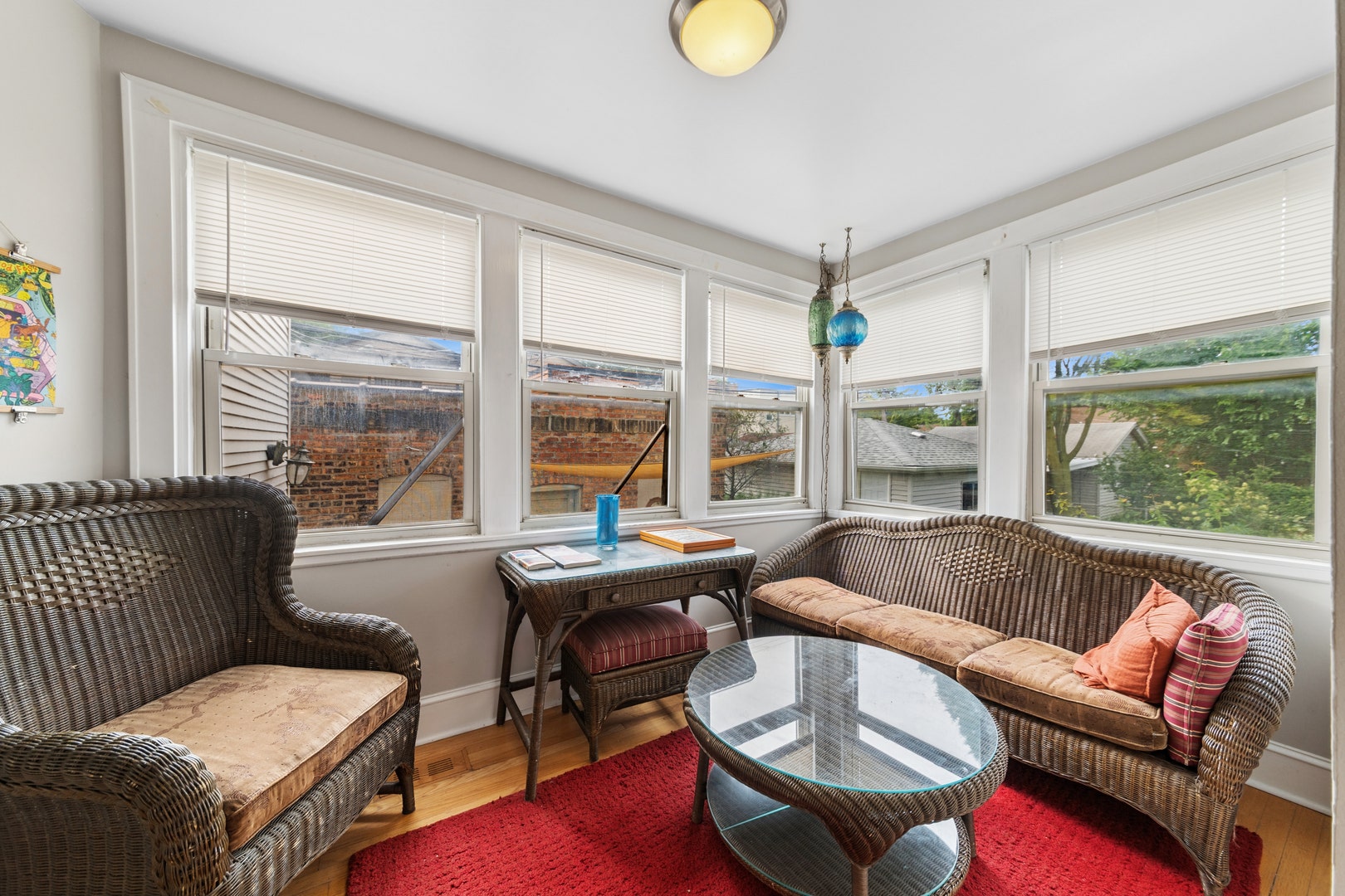 1723 W Foster Avenue, Chicago, IL 60640 1723 W Foster Avenue, Chicago, IL 60640