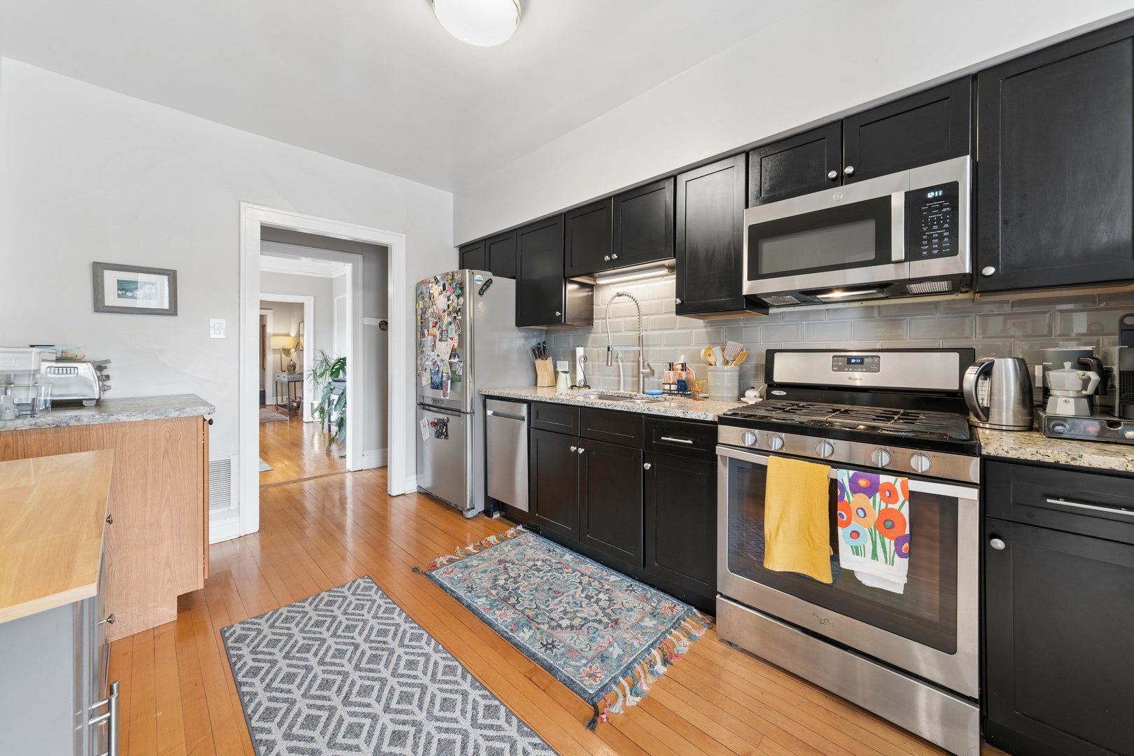1723 W Foster Avenue, Chicago, IL 60640 1723 W Foster Avenue, Chicago, IL 60640