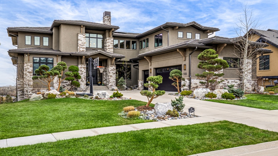 Property photo for 5132 Mount Glennon Way, Morrison, CO
