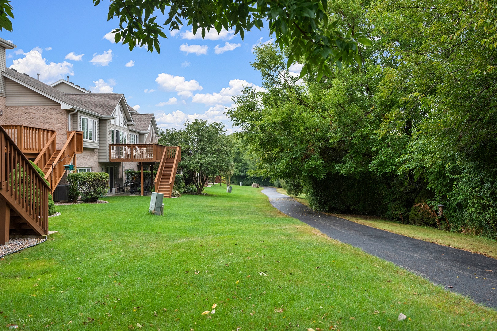 11512 Lake Shore Drive, Orland Park, IL 60467