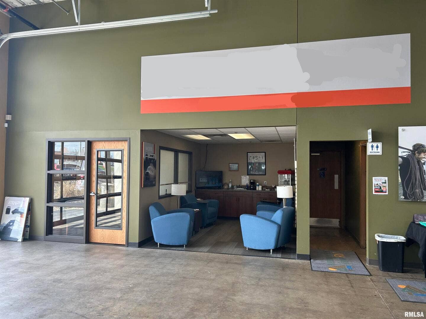 5120 N Brady Street, Davenport, IA 52806 5120 N Brady Street, Davenport, IA 52806