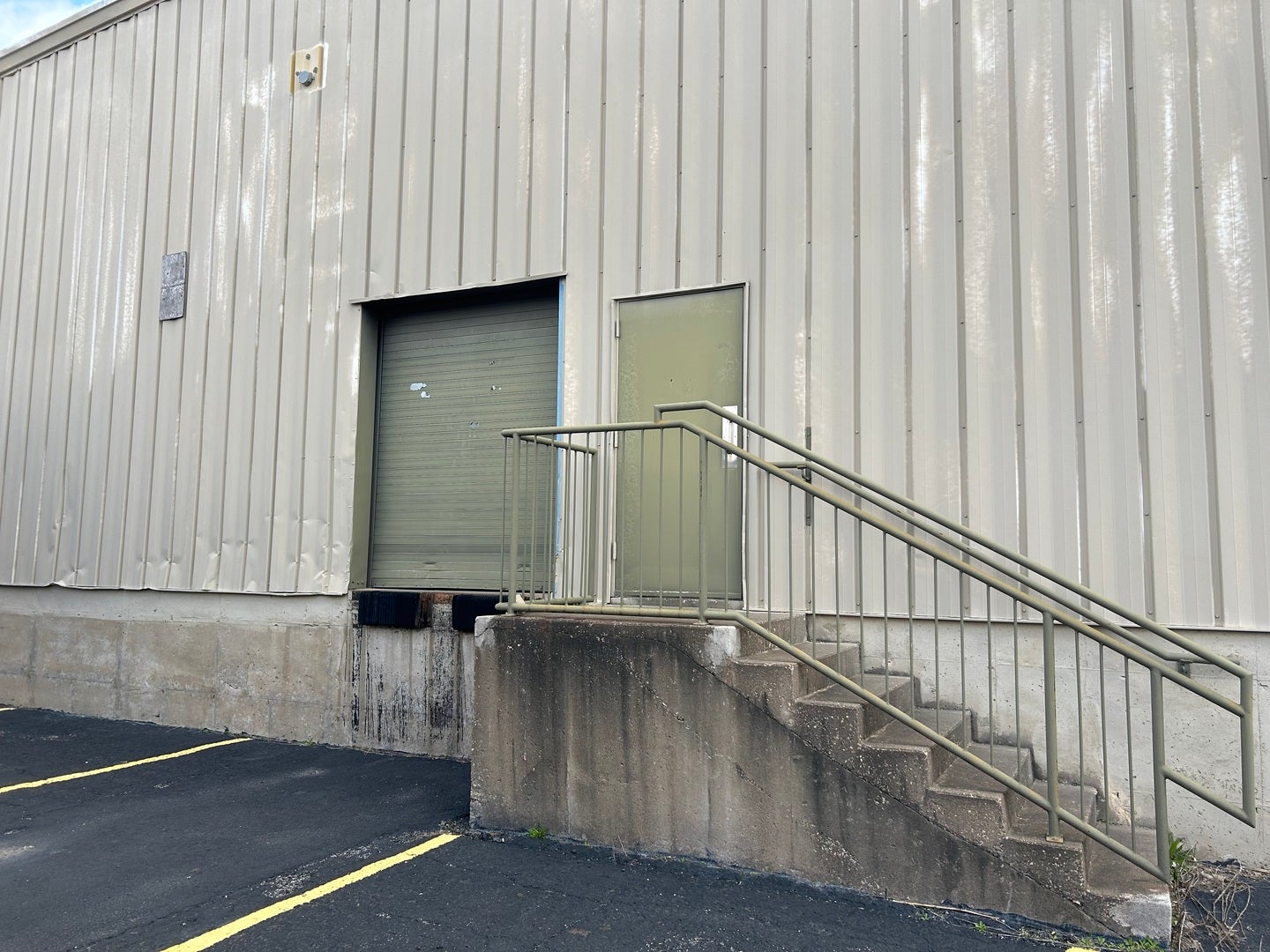 5120 N Brady Street, Davenport, IA 52806 5120 N Brady Street, Davenport, IA 52806