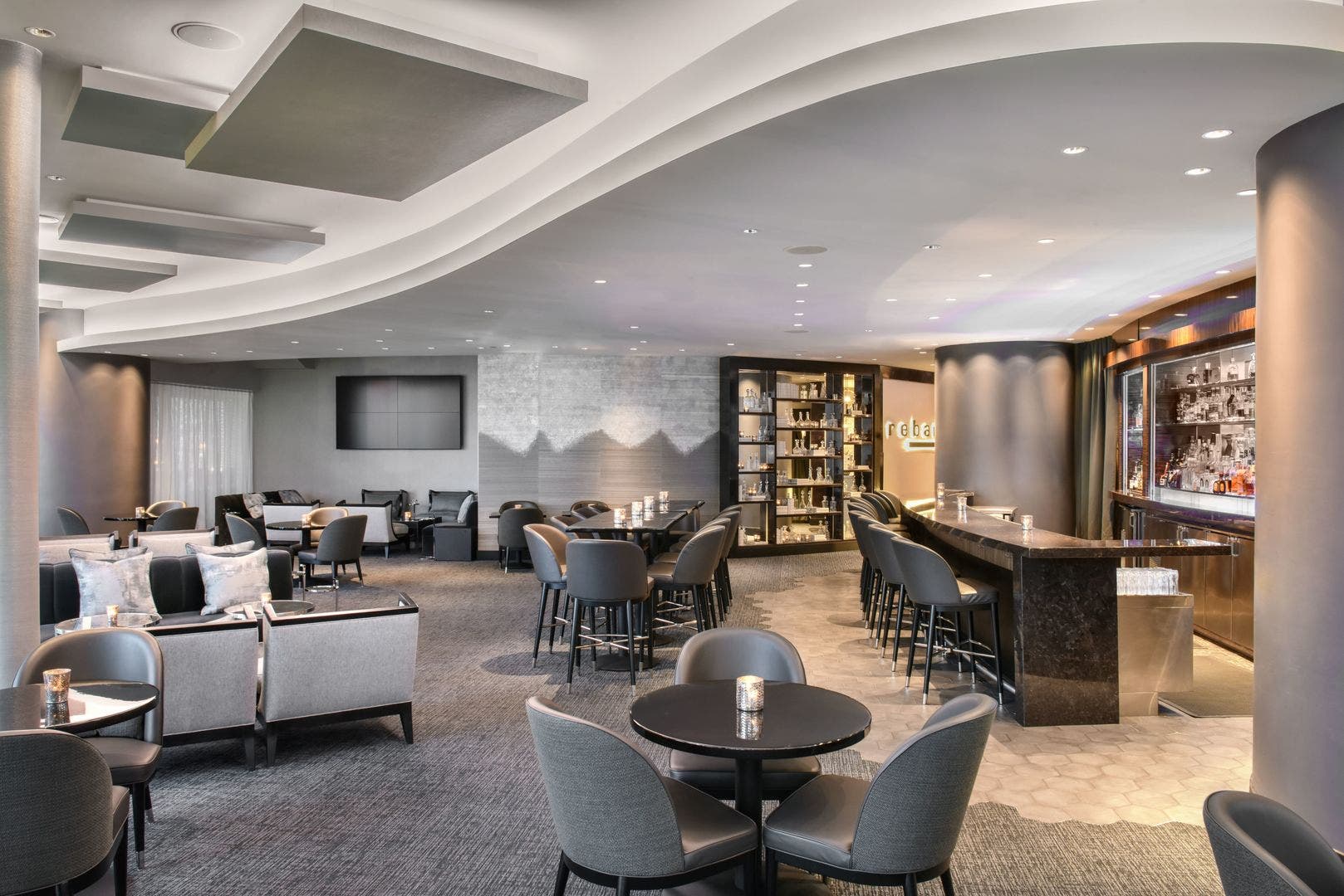 401 N Wabash Avenue, #38A, Chicago, IL 60611 401 N Wabash Avenue, #38A, Chicago, IL 60611