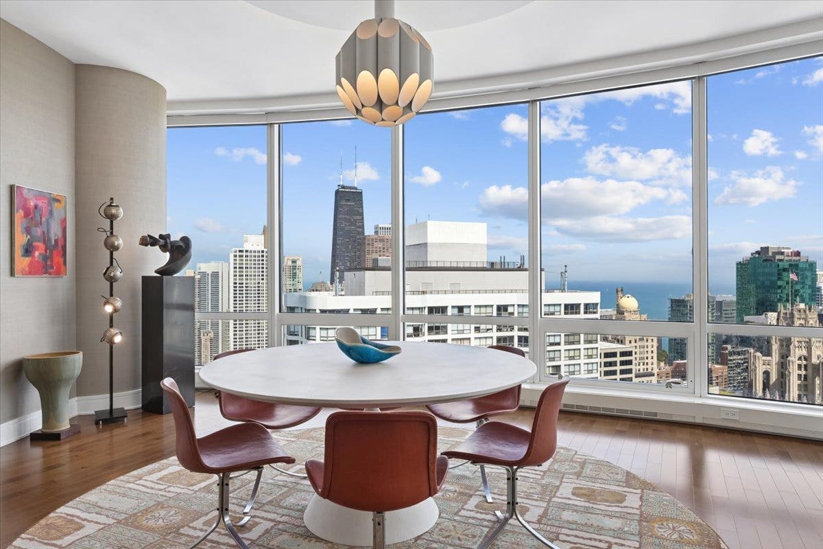 401 N Wabash Avenue, #38A, Chicago, IL 60611 401 N Wabash Avenue, #38A, Chicago, IL 60611