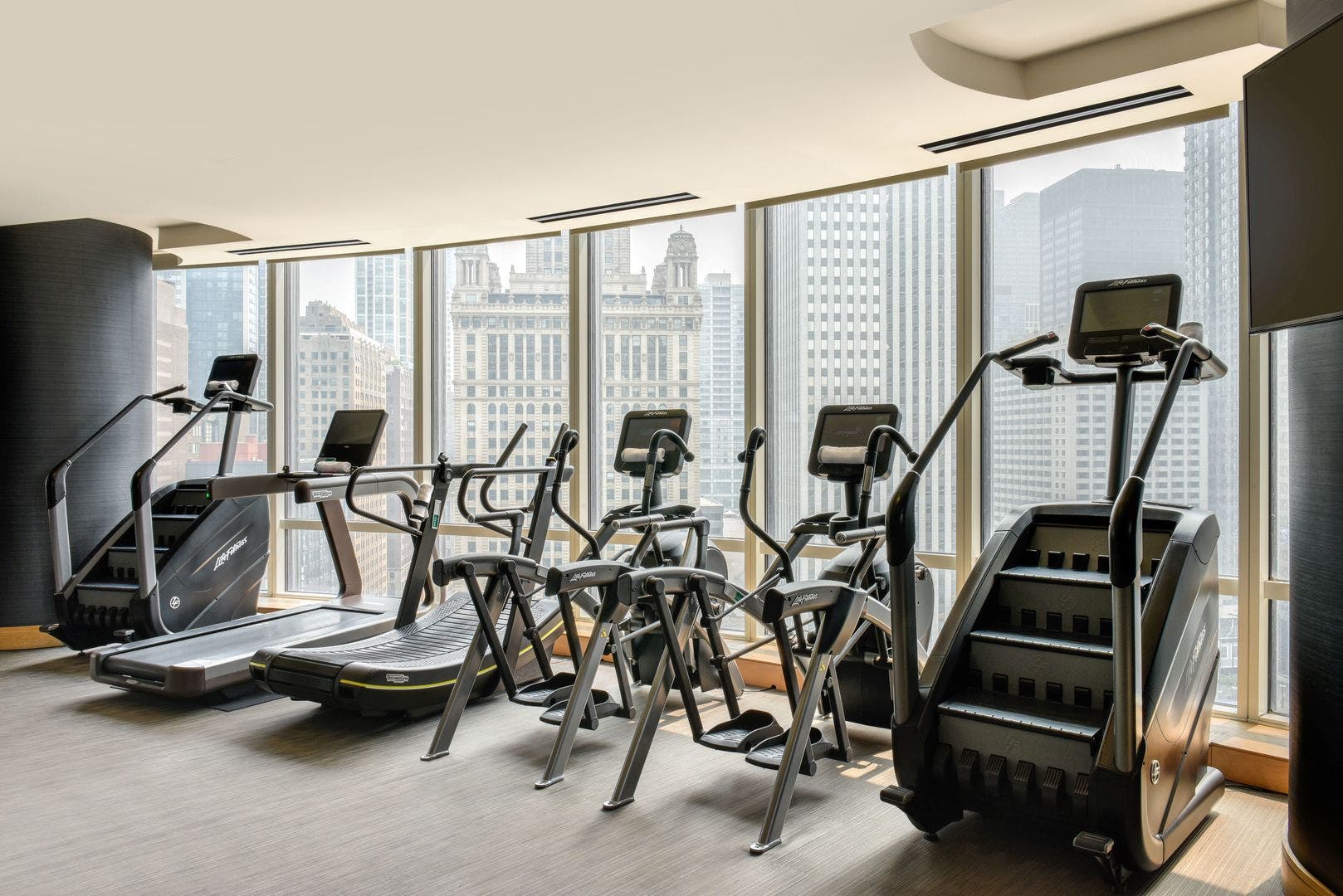 401 N Wabash Avenue, #38A, Chicago, IL 60611 401 N Wabash Avenue, #38A, Chicago, IL 60611
